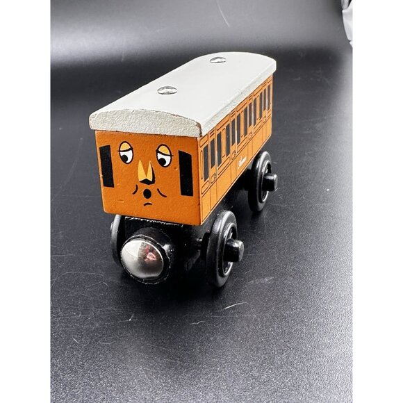 Thomas Wooden Railway Vtg 2003 Annie Train Passenger Coach Learning Curve - Picture 1 of 10
